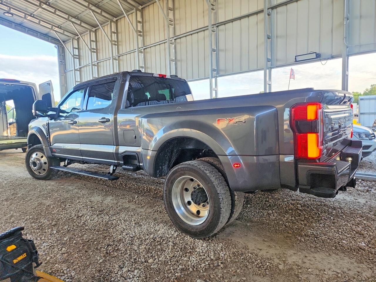 1FT8W4DM3TEC26420 · 2026 FORD F450 · 2/13