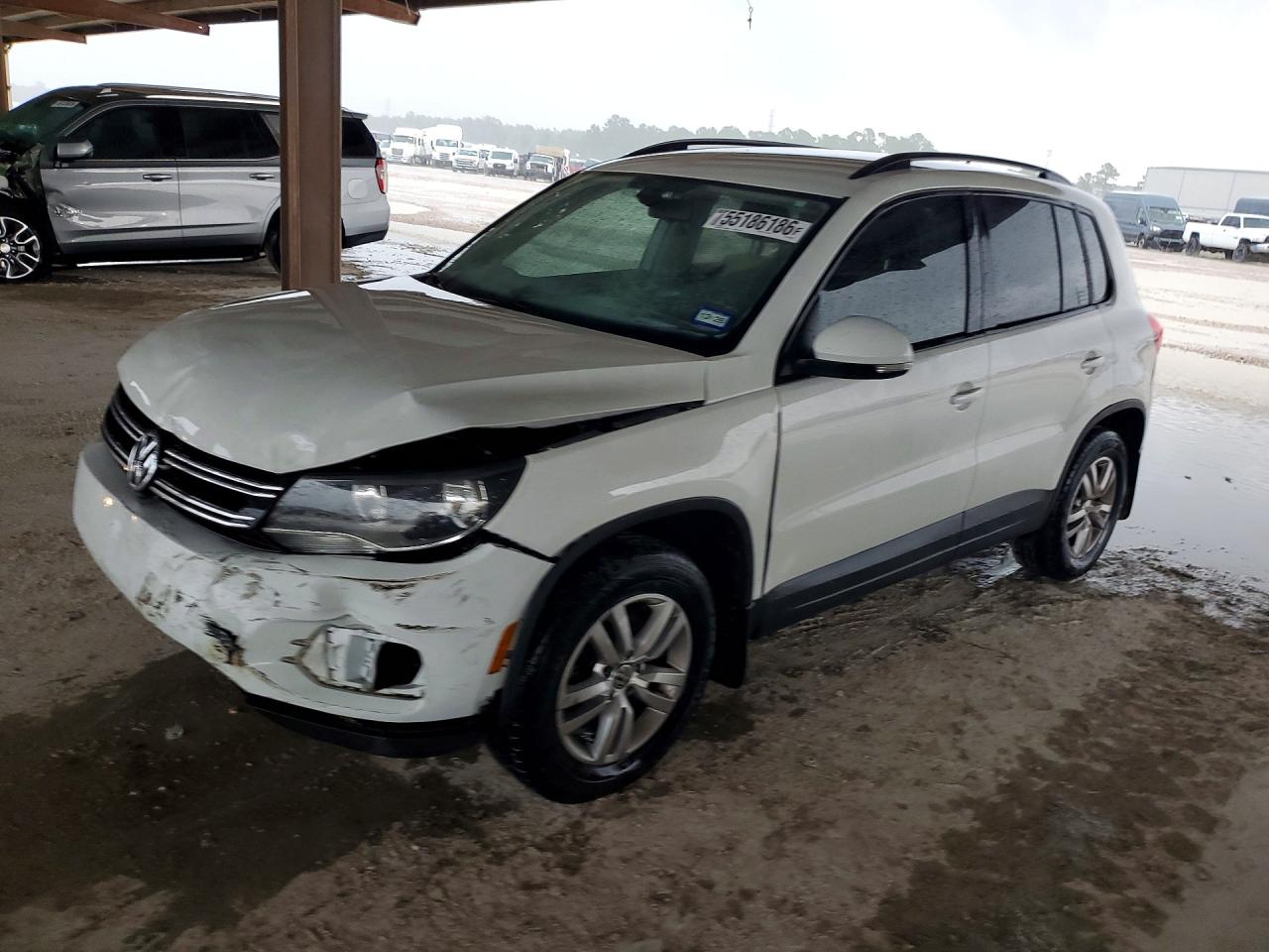 WVGAV7AX9GW602022 · 2016 VOLKSWAGEN TIGUAN