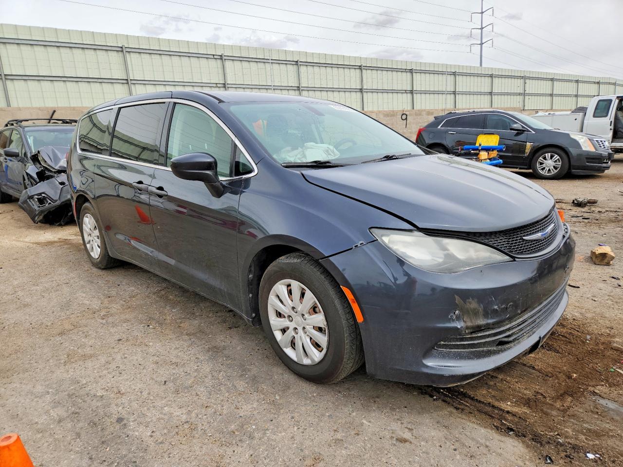 2C4RC1AG9KR628390 · 2019 CHRYSLER PACIFICA · 4/12