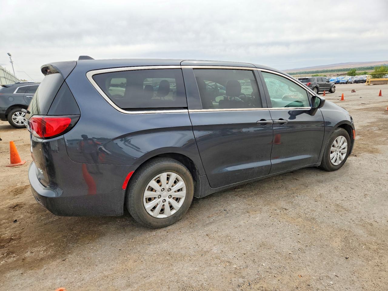 2C4RC1AG9KR628390 · 2019 CHRYSLER PACIFICA · 3/12