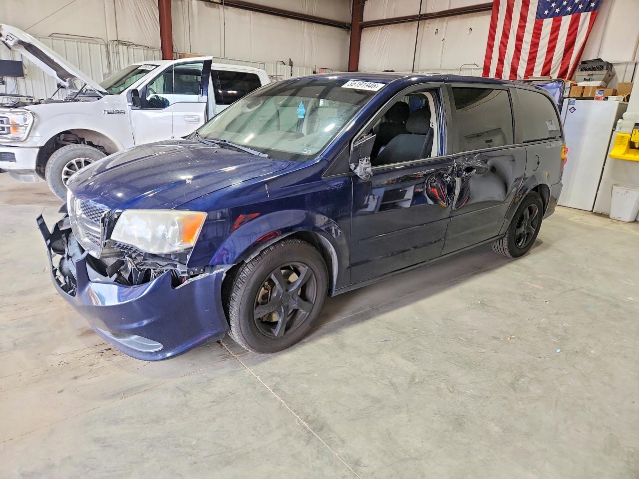 2C4RDGBG2DR579888 · 2013 DODGE GRAND CARAVAN