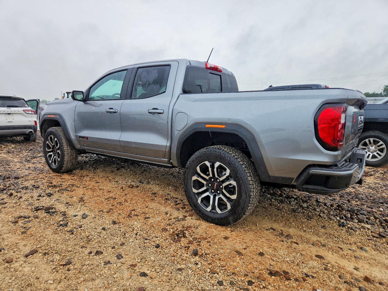 1GTP2DEK4T1184075 · 2026 GMC CANYON · 2/12