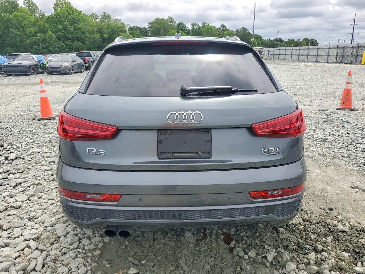 WA1ECCFS9JR025249 · 2018 AUDI Q3 · 6/13