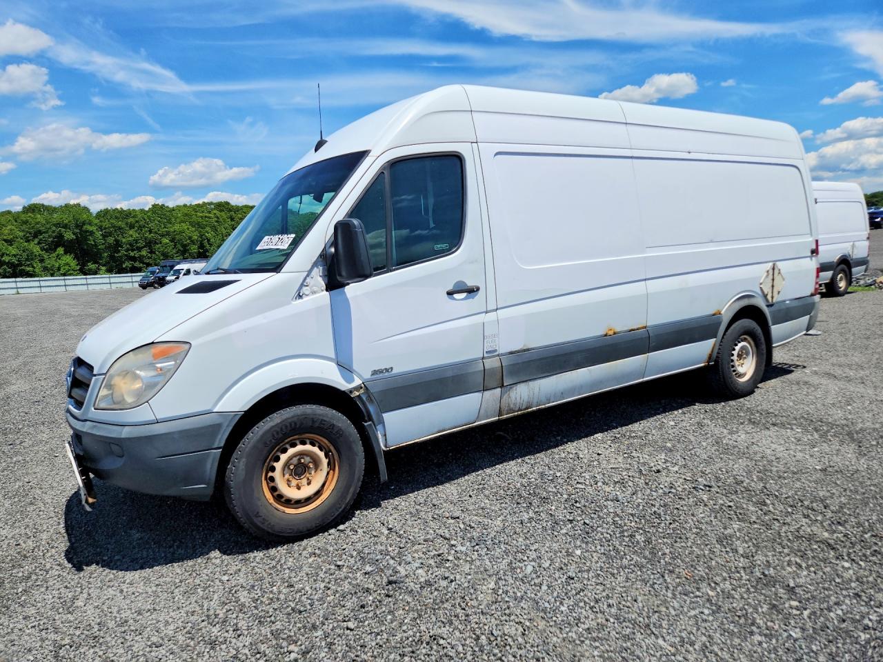WD3PE8CB3B5577892 · 2011 MERCEDES BENZ SPRINTER