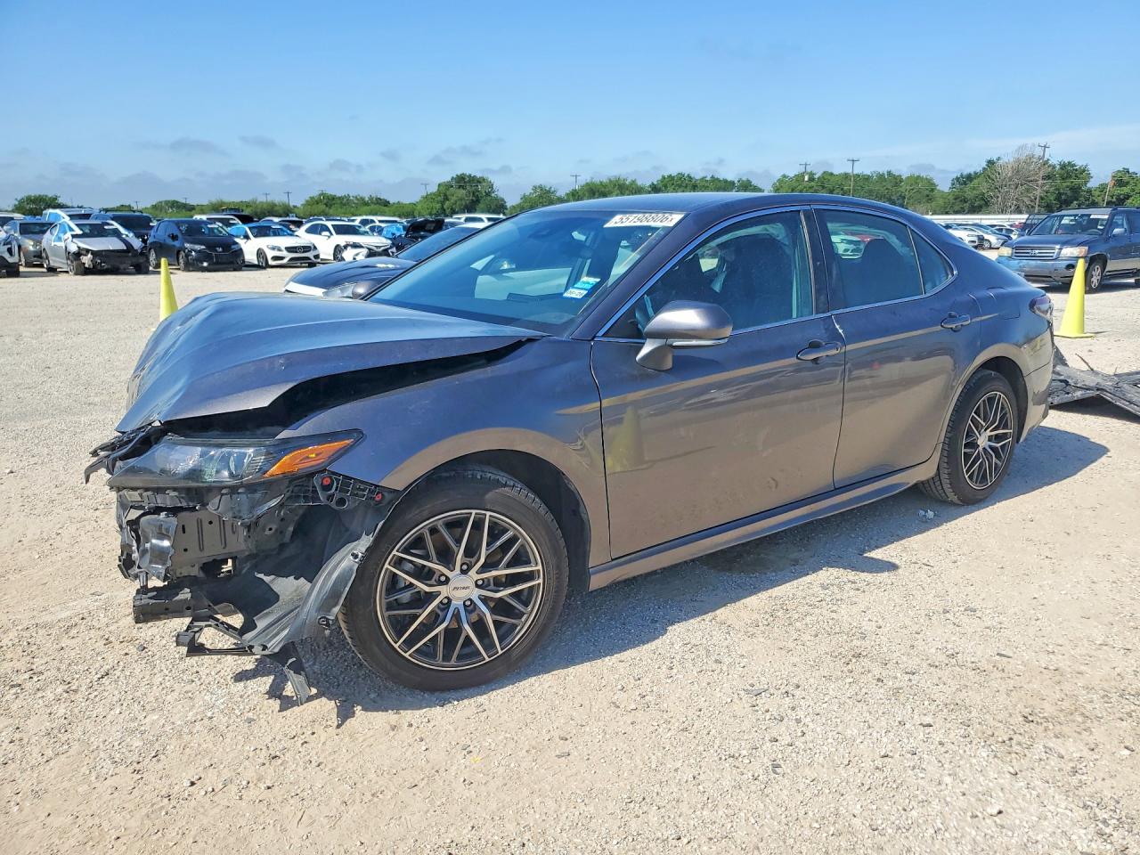 4T1G11AKXPU818061 · 2023 TOYOTA CAMRY