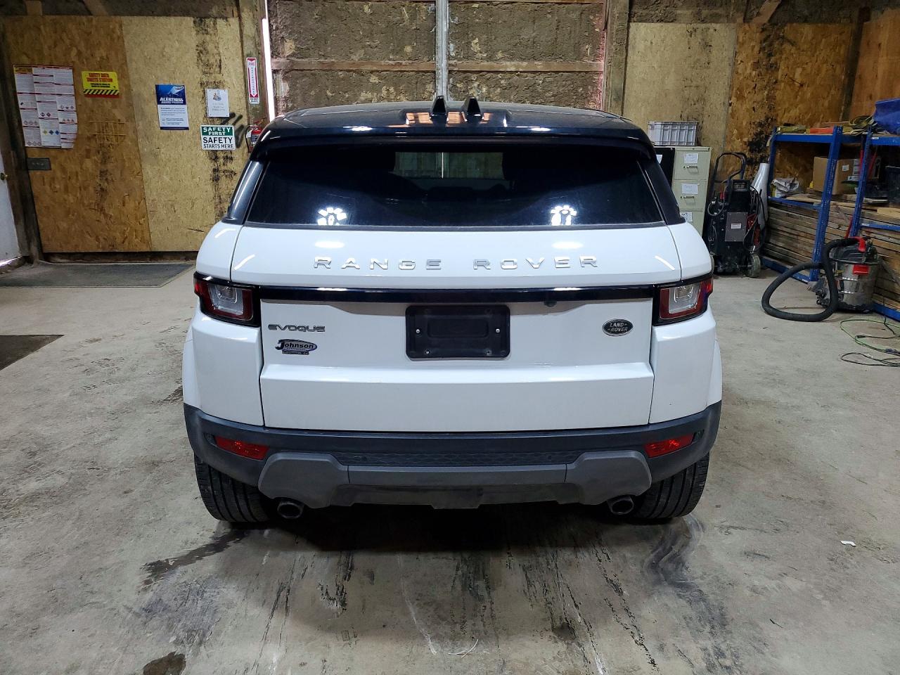 SALVP2RX7JH267631 · 2018 LAND ROVER RANGE ROVER EVOQUE · 6/14
