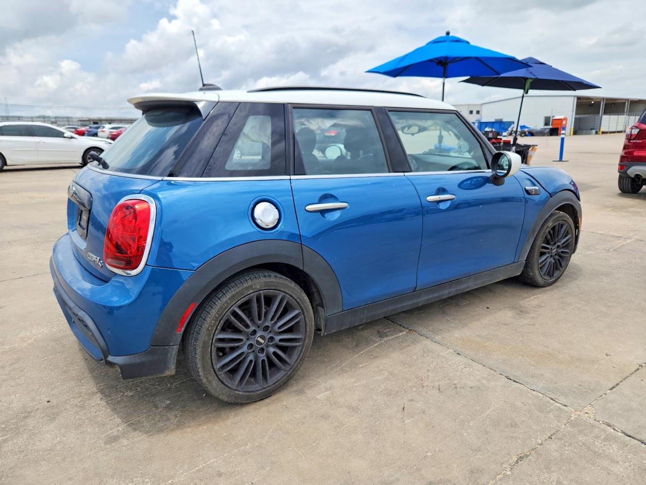 WMW53DK06P2S64367 · 2023 MINI COOPER · 3/12