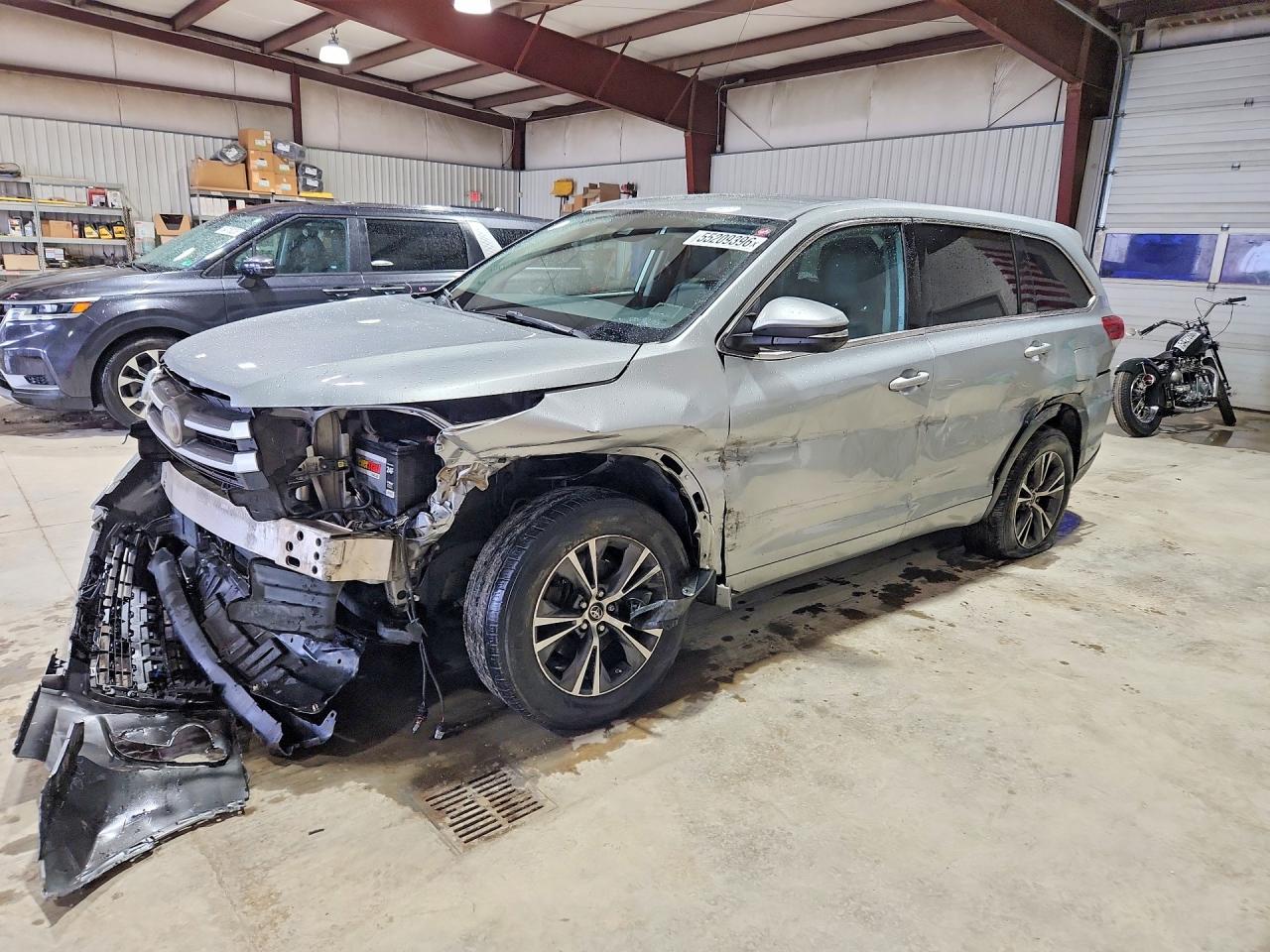 5TDZARFH0JS035819 · 2018 TOYOTA HIGHLANDER