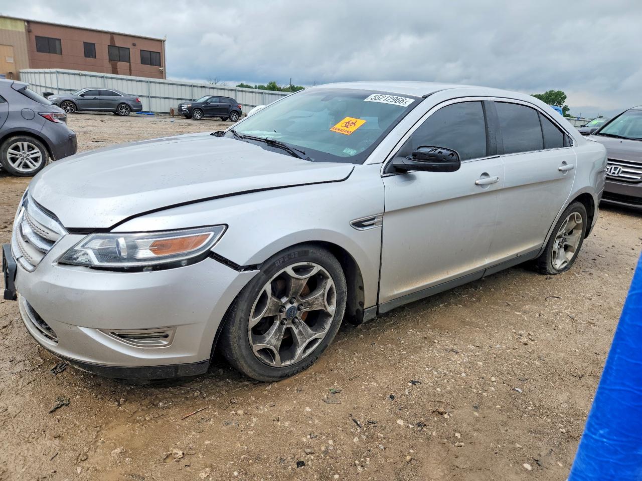 1FAHP2KT9AG107743 · 2010 FORD TAURUS