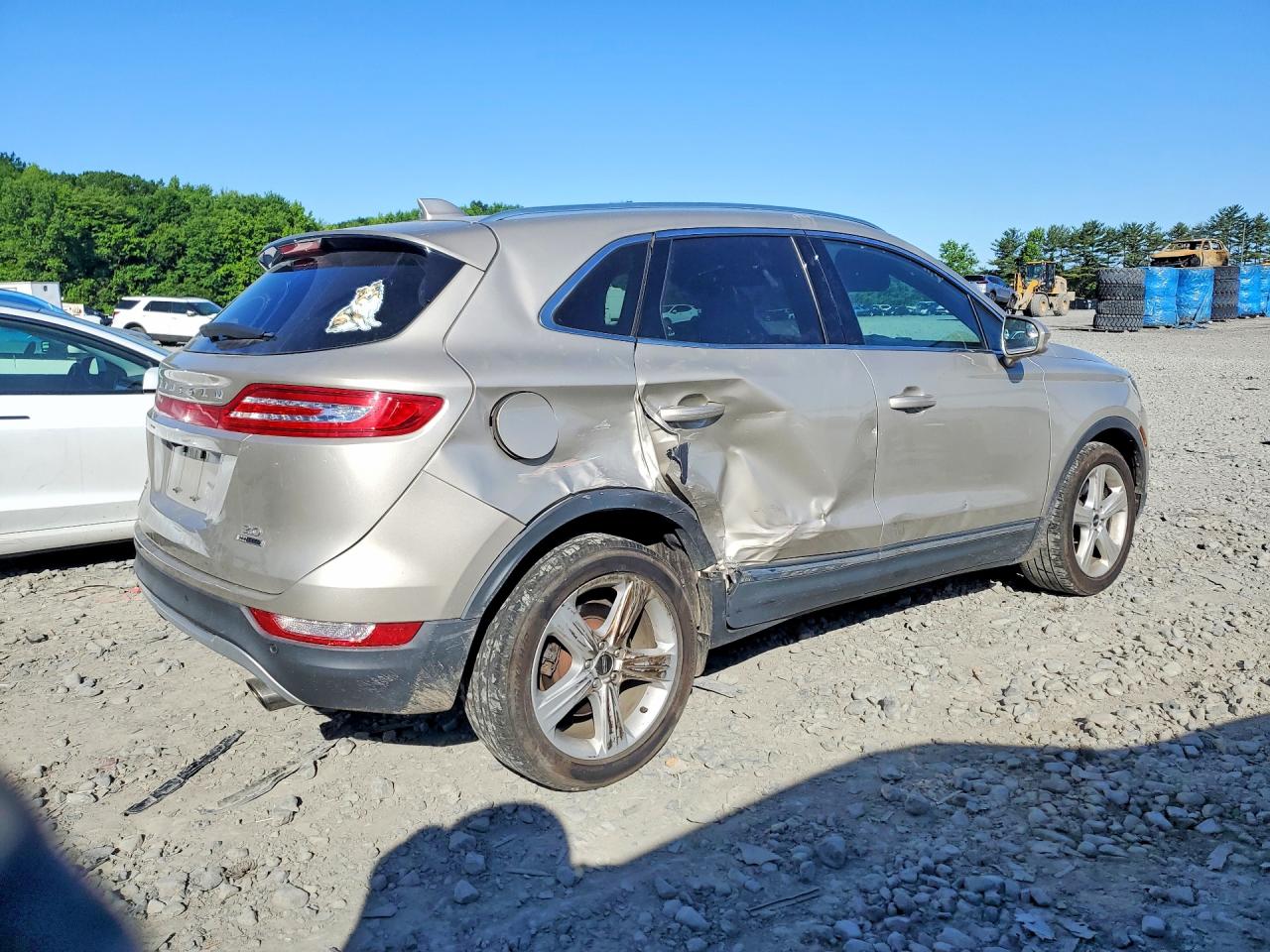 5LMCJ1A90FUJ30285 · 2015 LINCOLN MKC · 3/13