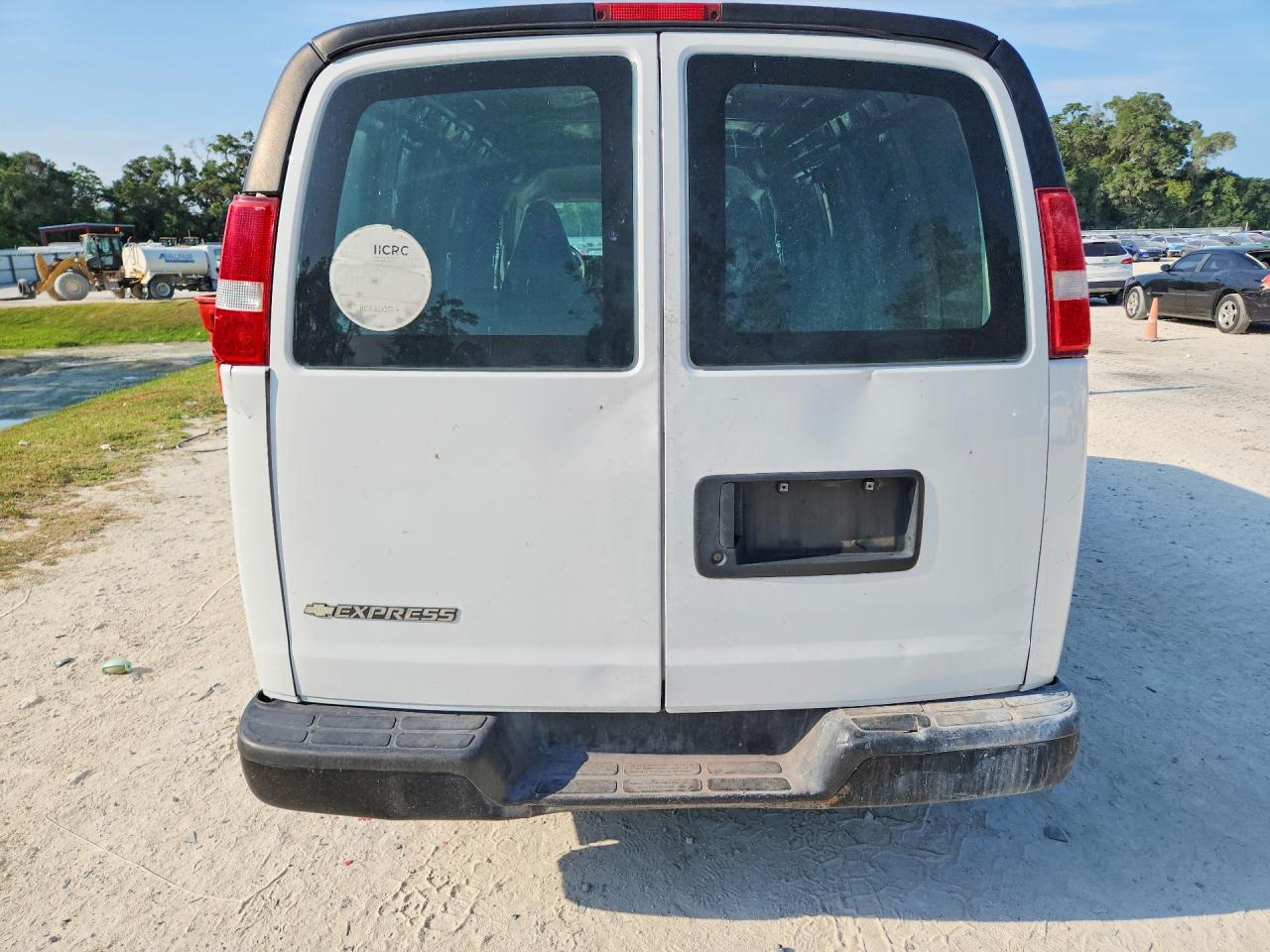 1GCWGAFF5H1336711 · 2017 CHEVROLET EXPRESS G2500 · 6/13