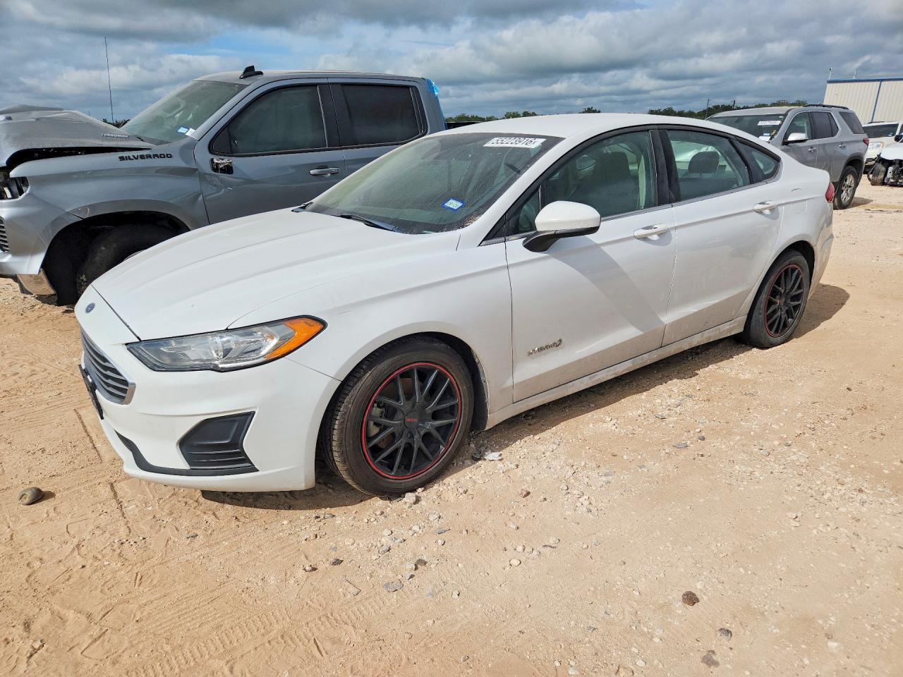 3FA6P0LU8KR240460 · 2019 FORD FUSION