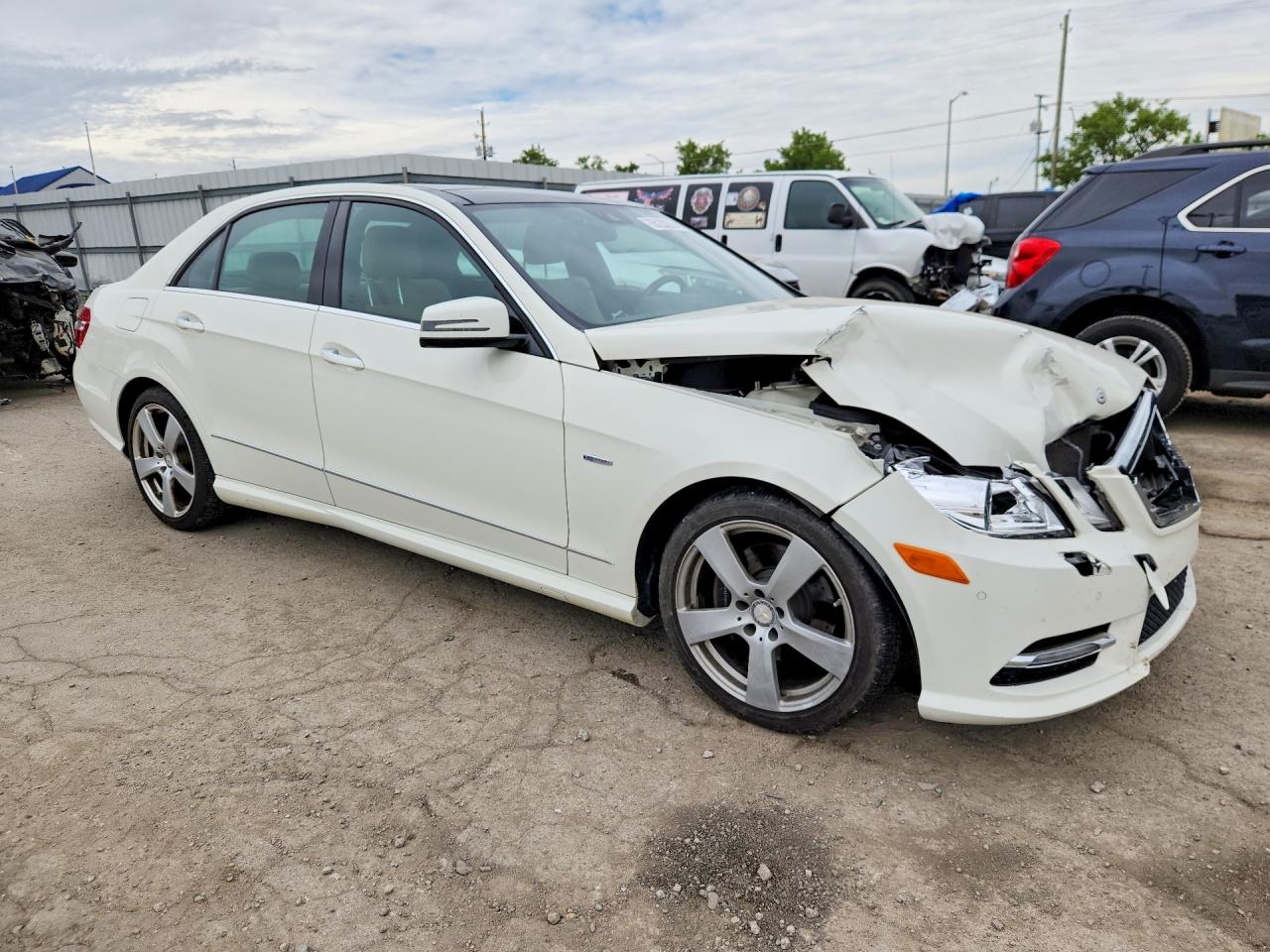 WDDHF8JB9CA628837 · 2012 MERCEDES-BENZ E · 4/12