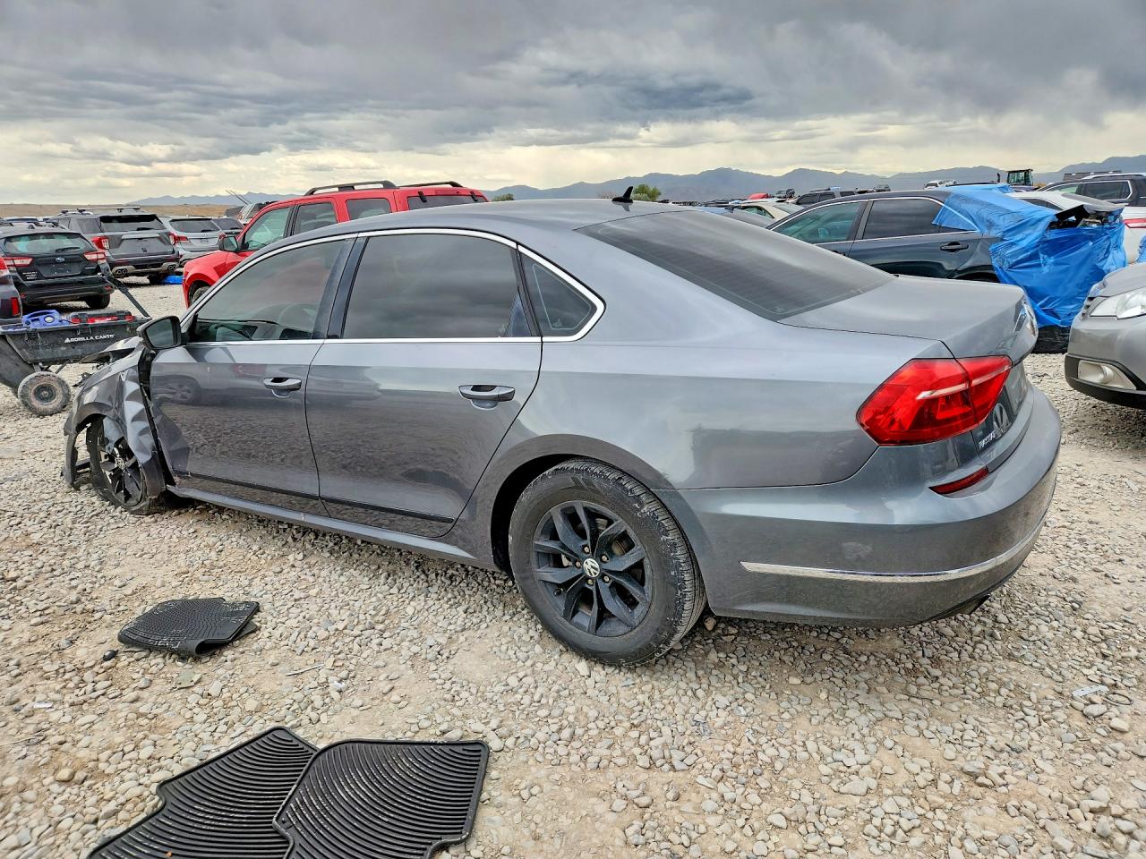 1VWAT7A31GC033530 · 2016 VOLKSWAGEN PASSAT · 2/12