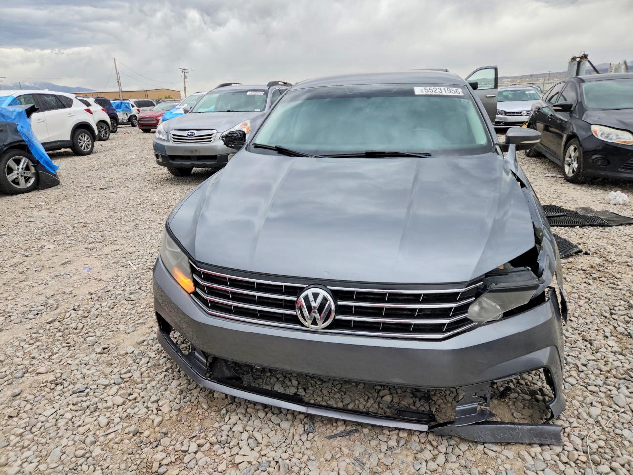 1VWAT7A31GC033530 · 2016 VOLKSWAGEN PASSAT · 5/12