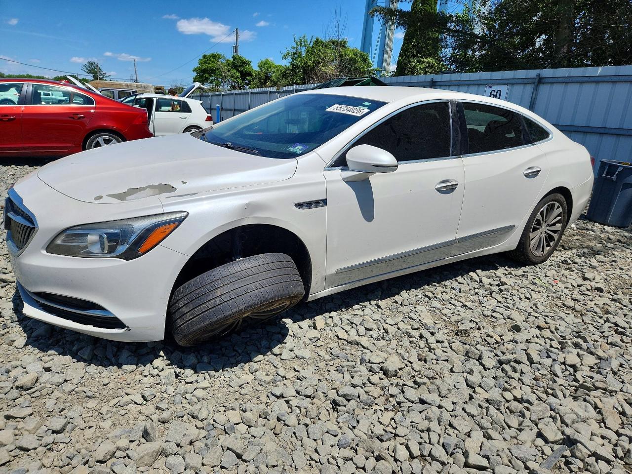 1G4ZN5SS9HU138432 · 2017 BUICK LACROSSE