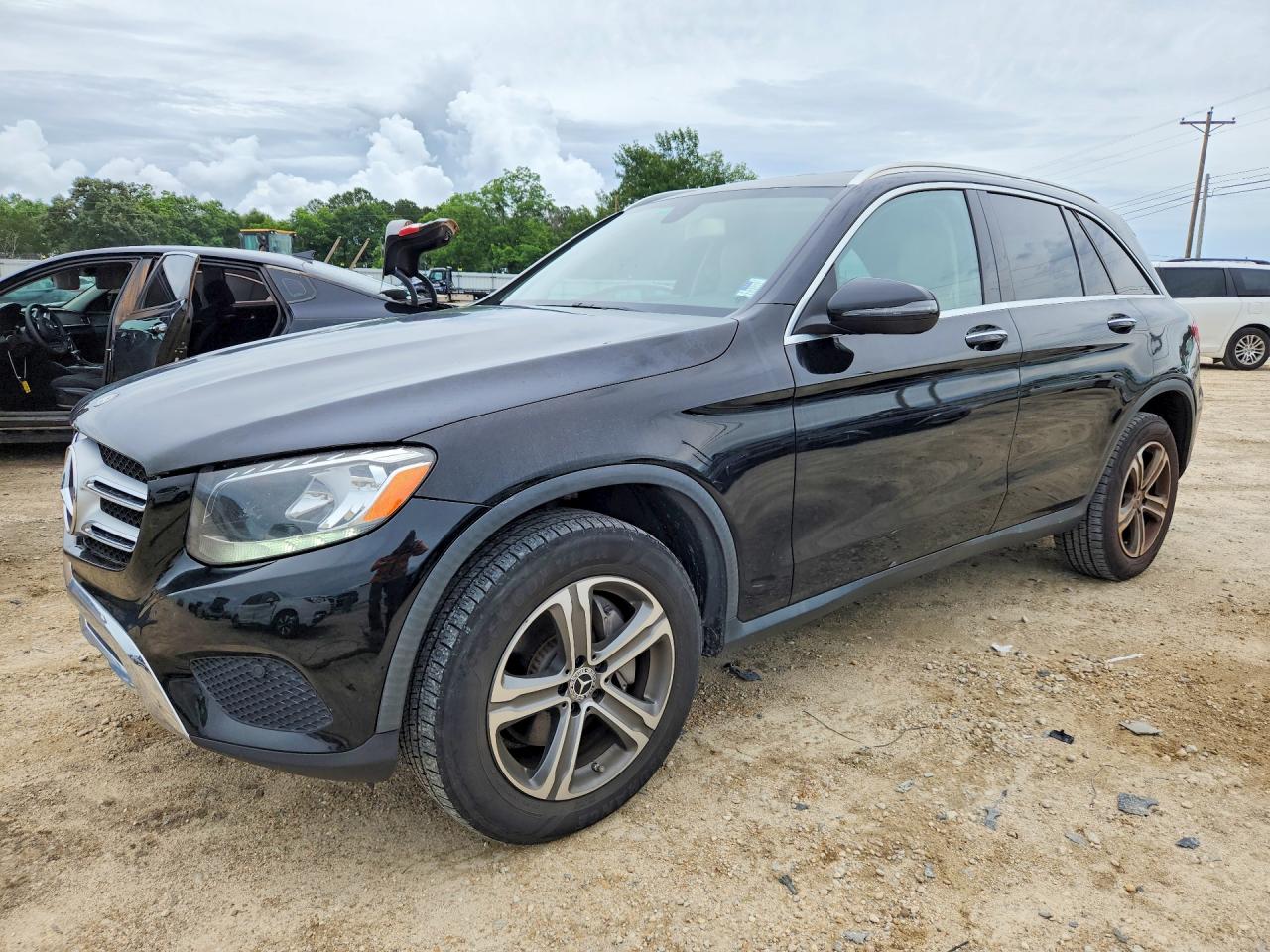 WDC0G4KB7KV119438 · 2019 MERCEDES-BENZ GLC