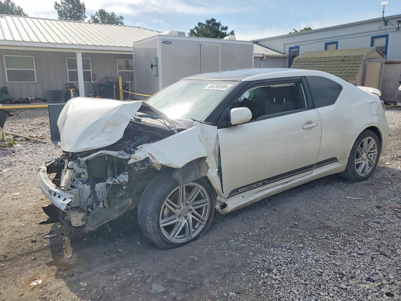 JTKJF5C77GJ022017 · 2016 SCION TC