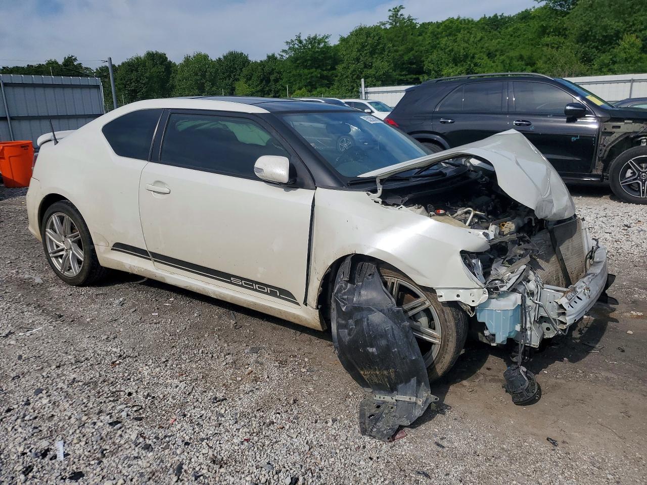 JTKJF5C77GJ022017 · 2016 SCION TC · 4/13