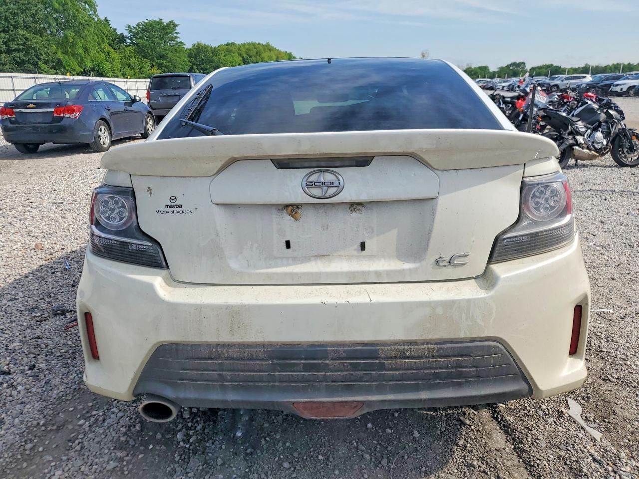 JTKJF5C77GJ022017 · 2016 SCION TC · 6/13