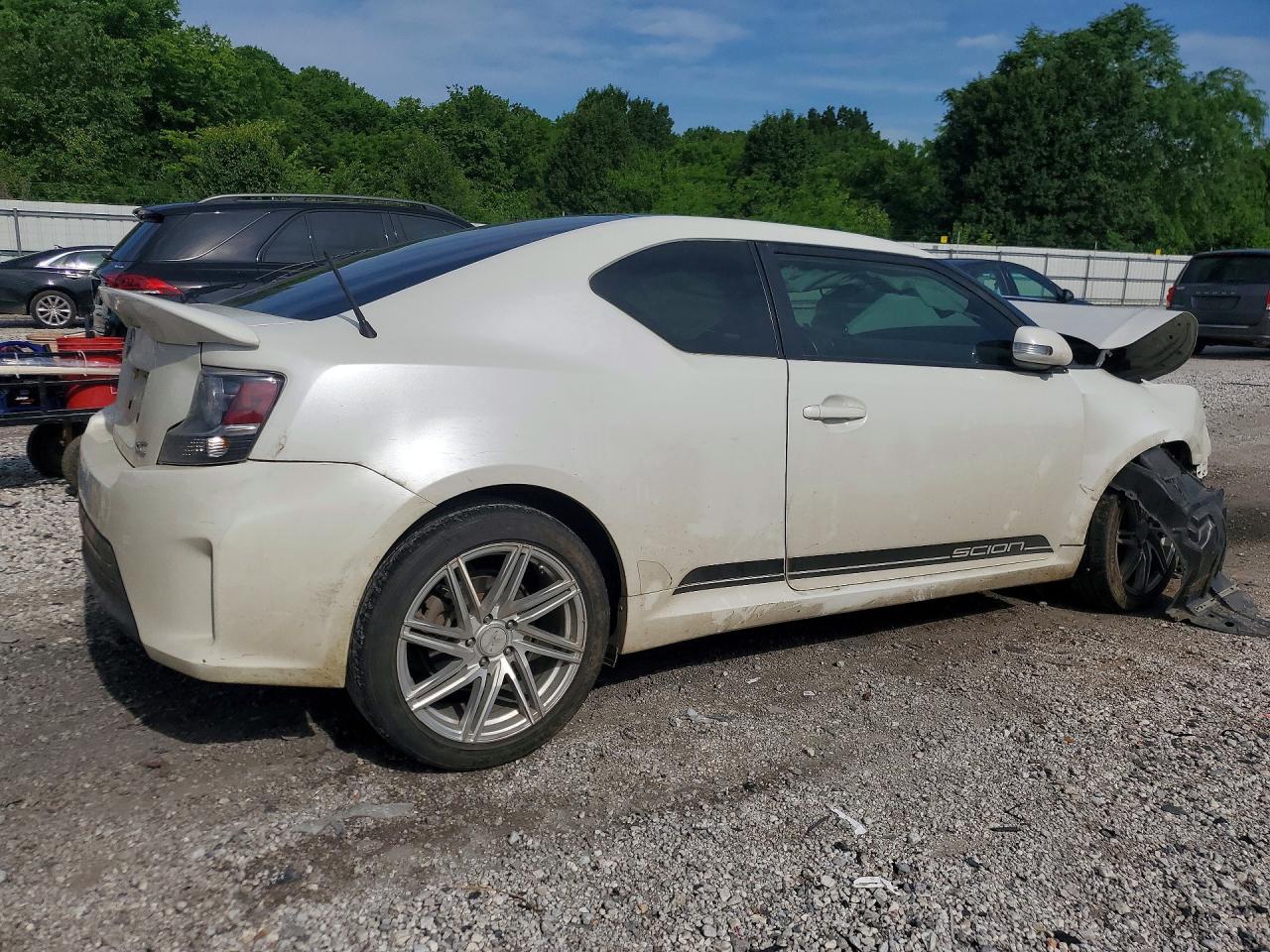 JTKJF5C77GJ022017 · 2016 SCION TC · 3/13