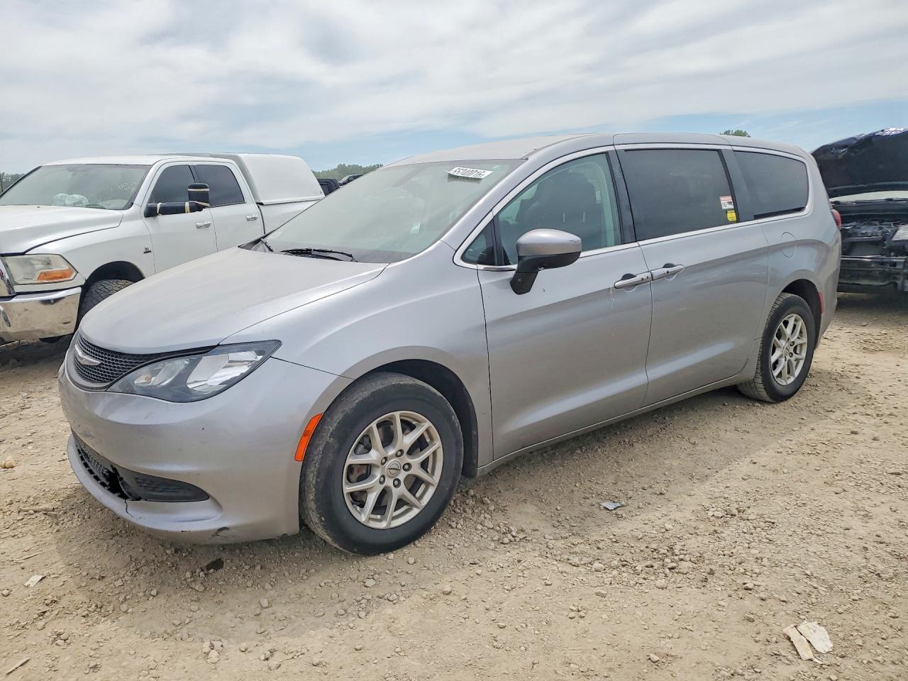 2C4RC1CG8MR579277 · 2021 CHRYSLER VOYAGER