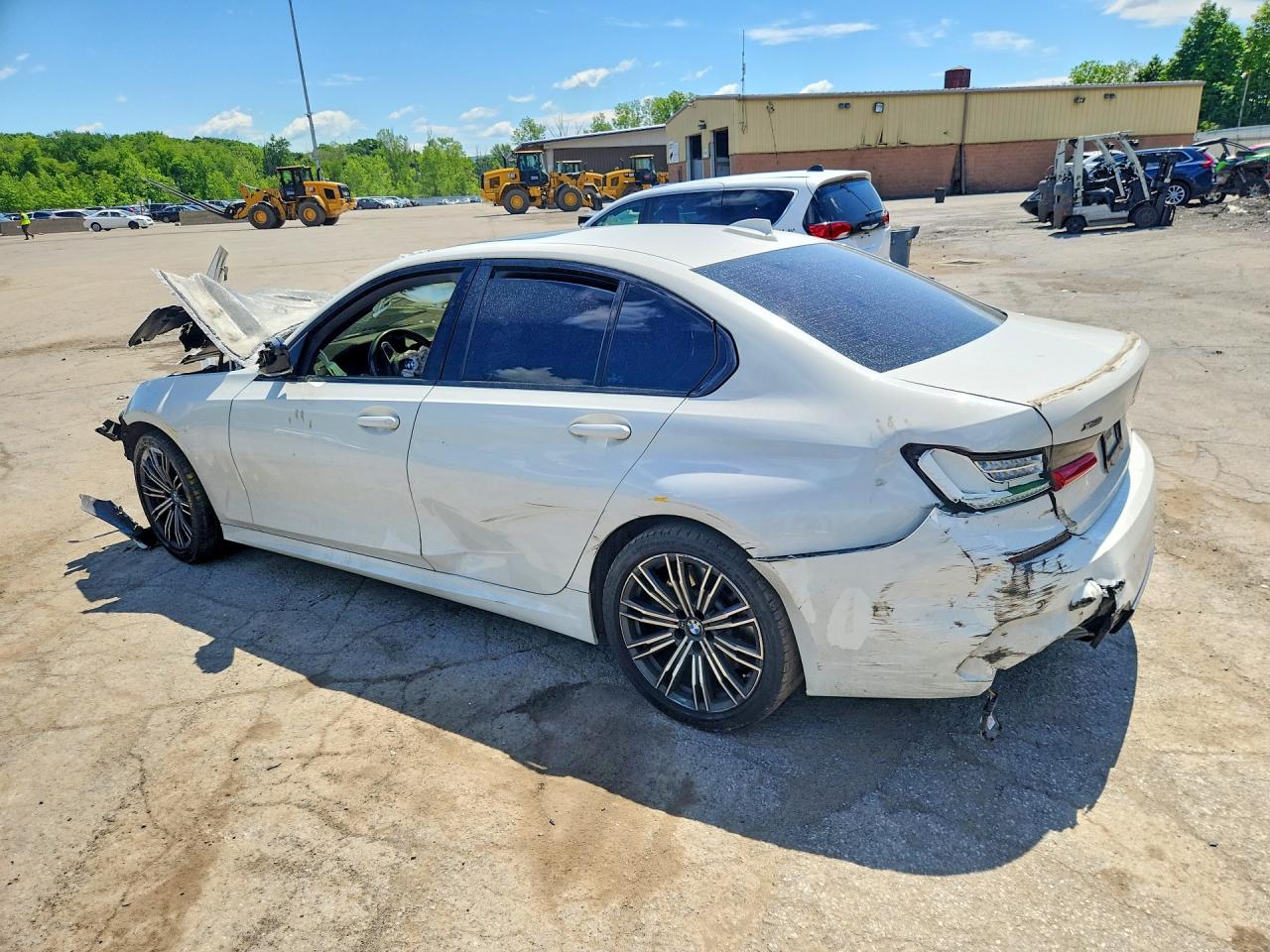 WBA5U9C02LA380982 · 2020 BMW M340XI · 2/13