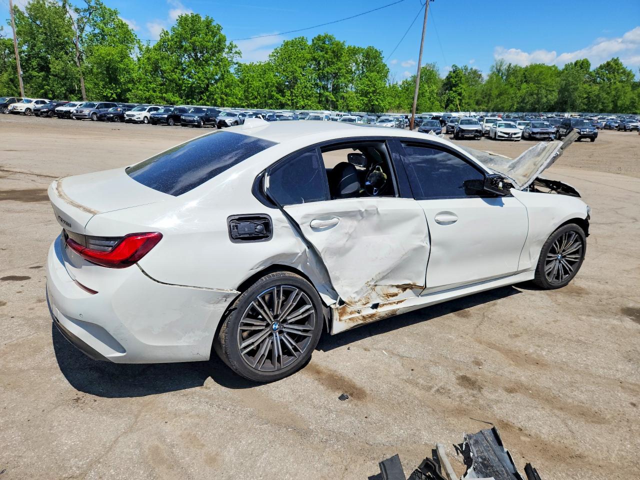 WBA5U9C02LA380982 · 2020 BMW M340XI · 3/13