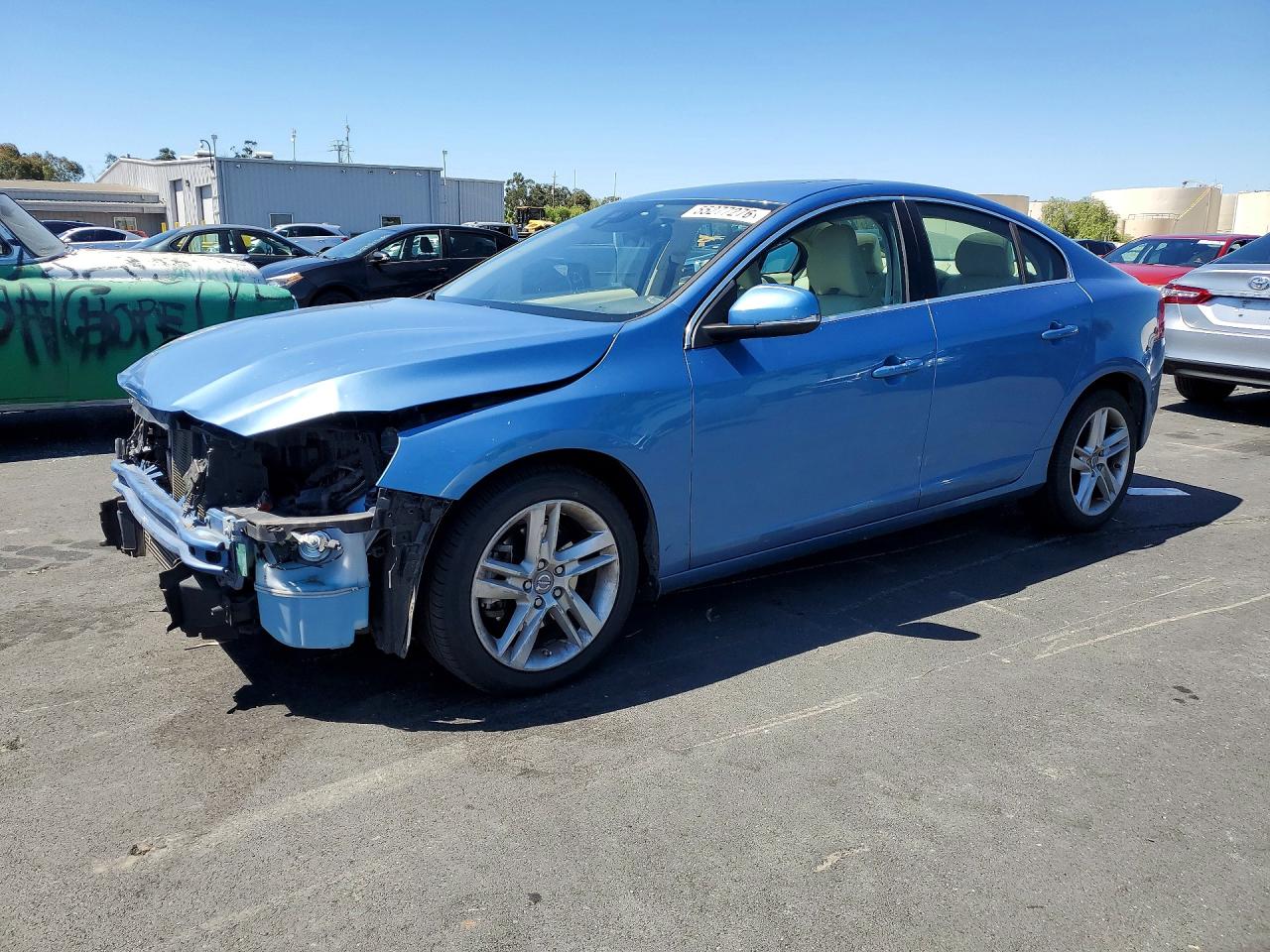 2015 VOLVO S60