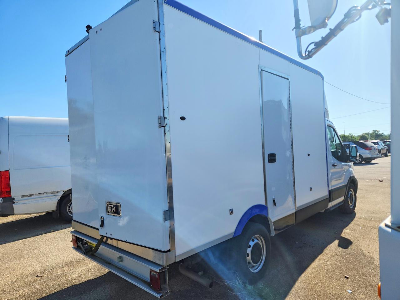 1FDBW5Z84NKA39758 · 2022 FORD TRANSIT · 3/13