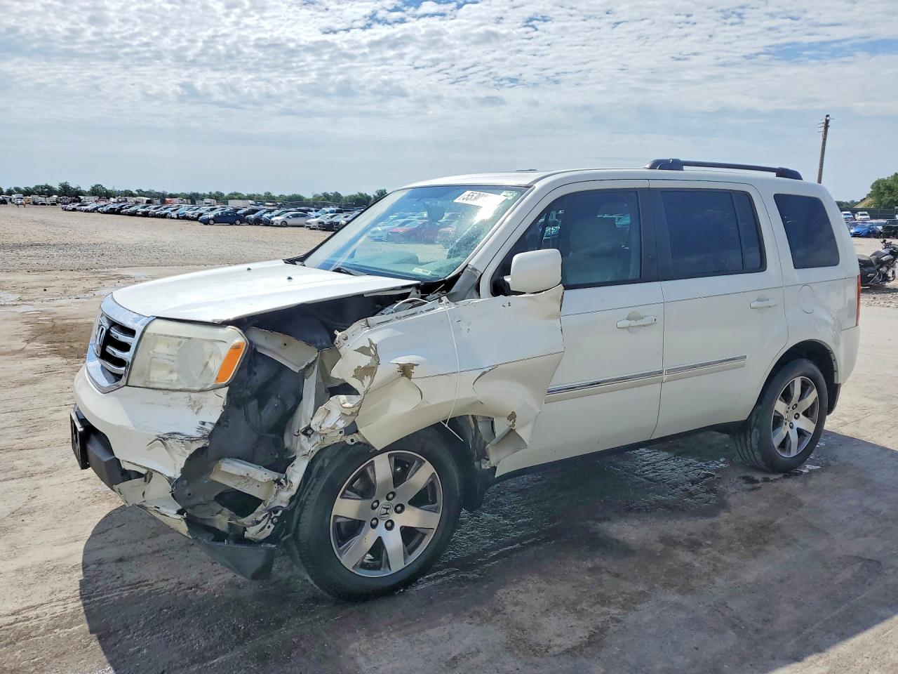 5FNYF3H99FB023020 · 2015 HONDA PILOT