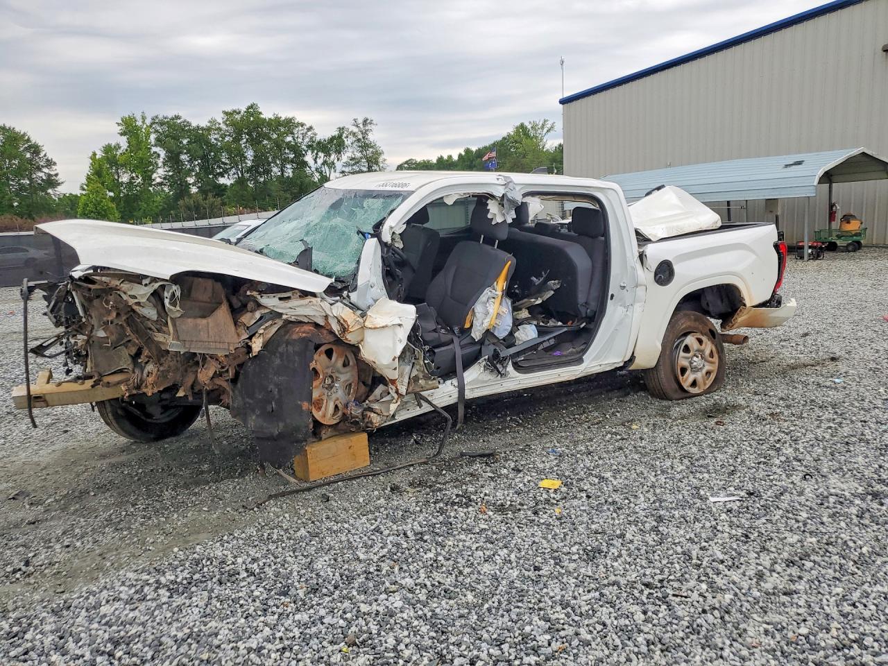 5TFKB5DB1SX295065 · 2025 TOYOTA TUNDRA