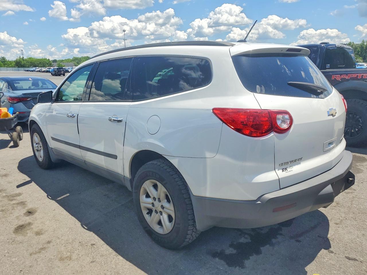 1GNER13D69S147139 · 2009 CHEVROLET TRAVERSE · 2/13