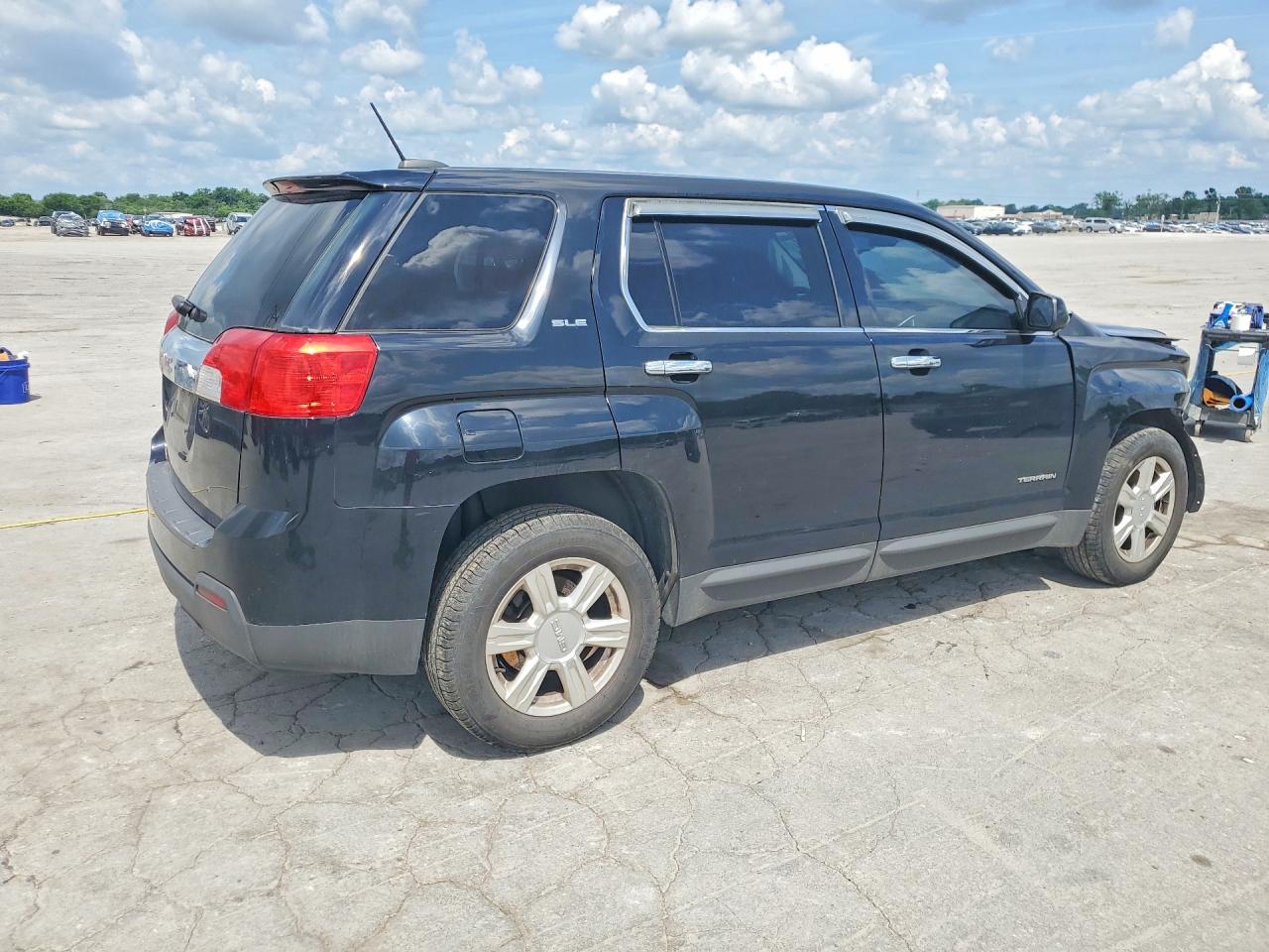 2GKALMEK0F6158324 · 2015 GMC TERRAIN · 3/14