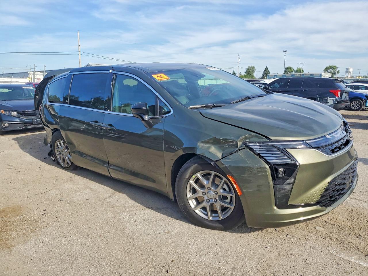 2C4RC1BG9VR556058 · 2027 CHRYSLER PACIFICA · 4/13