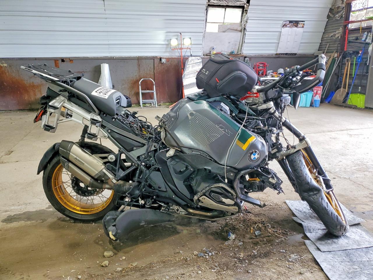 2025 BMW R 1300
