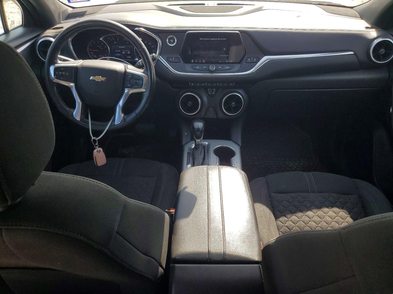 3GNKBHRS3LS585750 · 2020 CHEVROLET BLAZER · 8/13