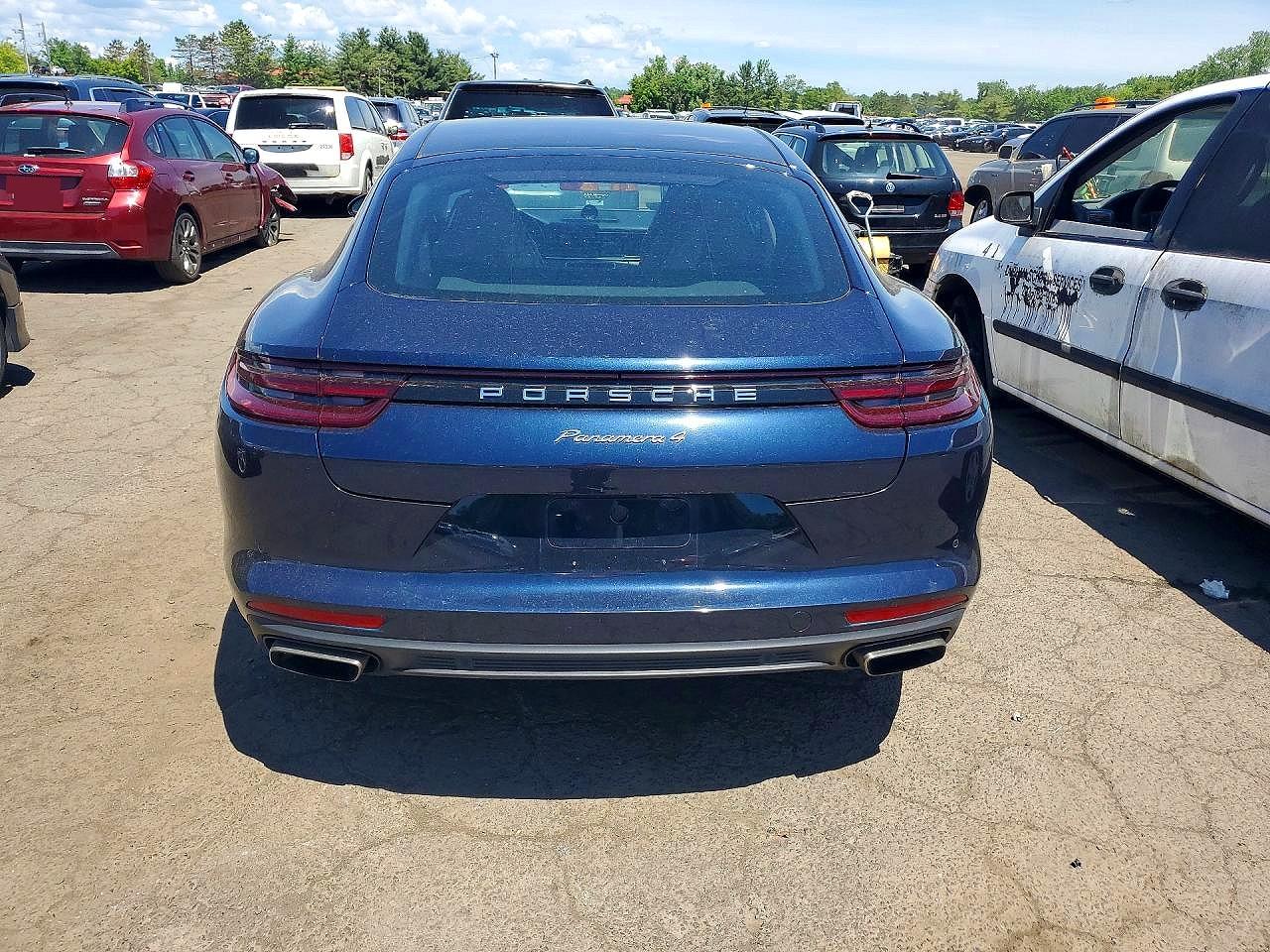 WP0AA2A76JL107529 · 2018 PORSCHE PANAMERA · 6/12