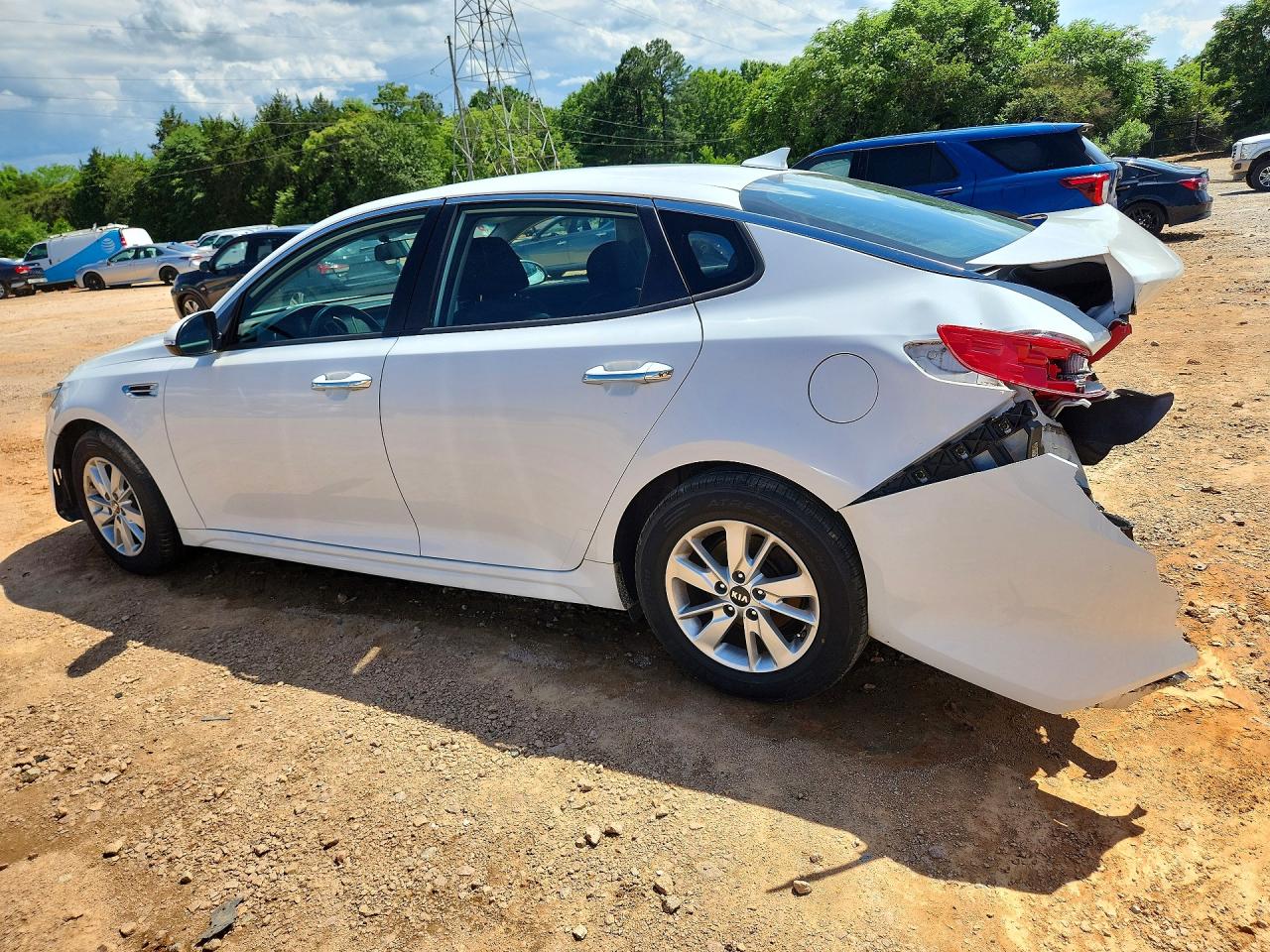 5XXGT4L37JG218990 · 2018 KIA OPTIMA · 2/12