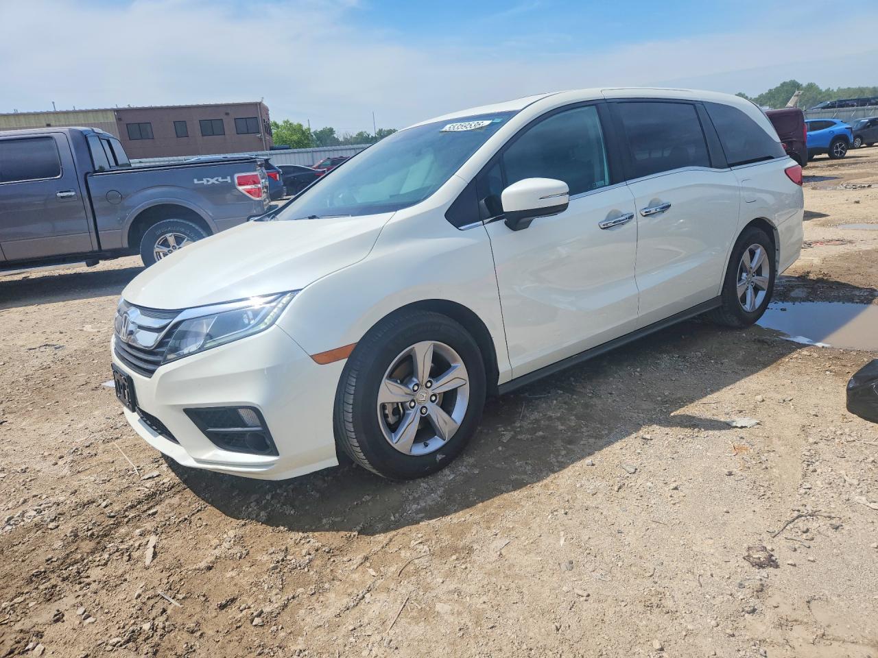 5FNRL6H72KB057064 · 2019 HONDA ODYSSEY