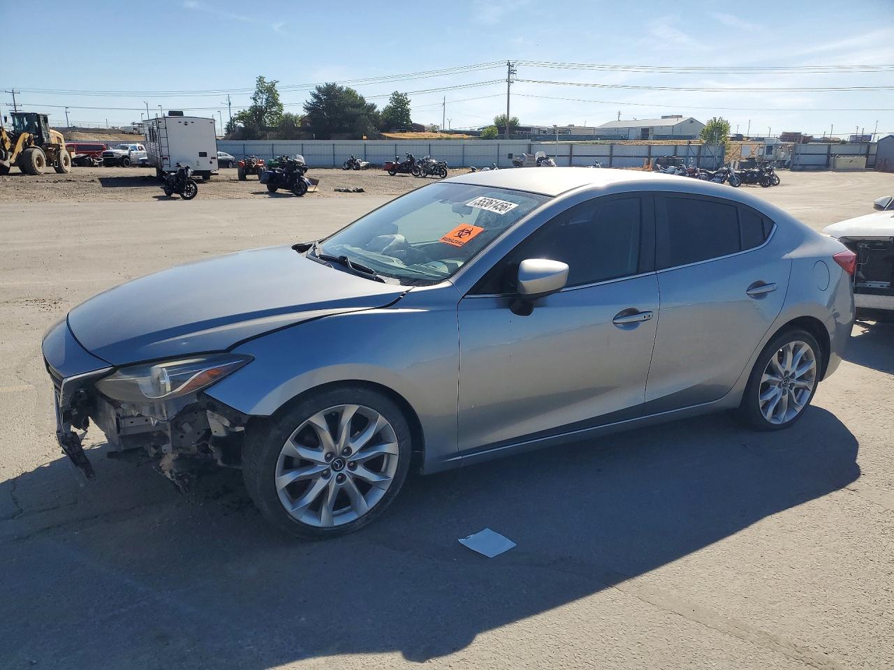 JM1BM1V32E1202846 · 2014 MAZDA 3