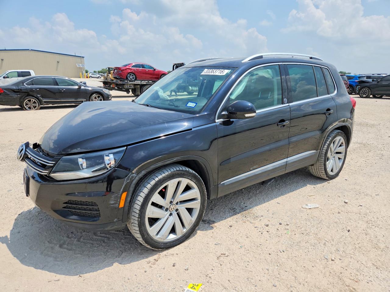 WVGRV7AXXHK012732 · 2017 VOLKSWAGEN TIGUAN
