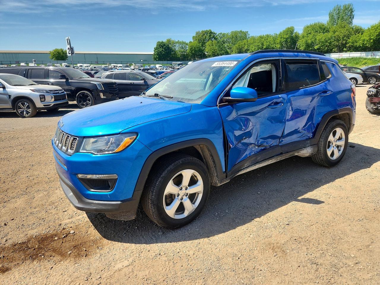 3C4NJDBB5HT688746 · 2017 JEEP COMPASS