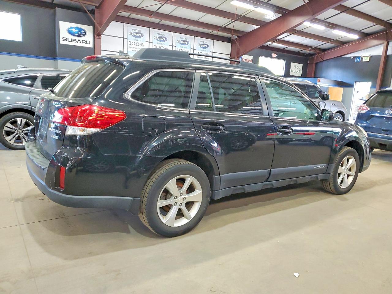 4S4BRBLC8E3312892 · 2014 SUBARU OUTBACK · 3/13