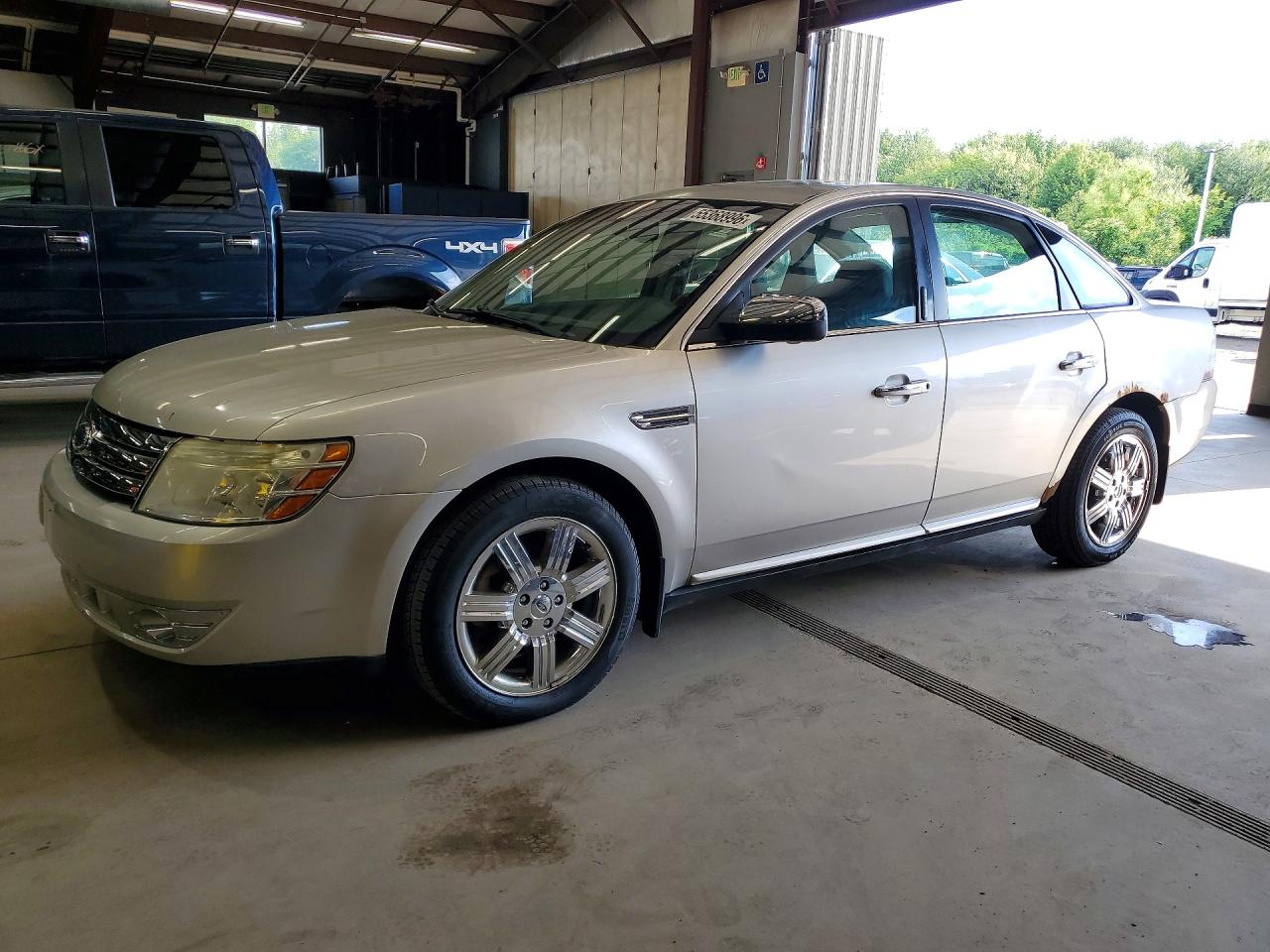 1FAHP28WX8G138088 · 2008 FORD TAURUS