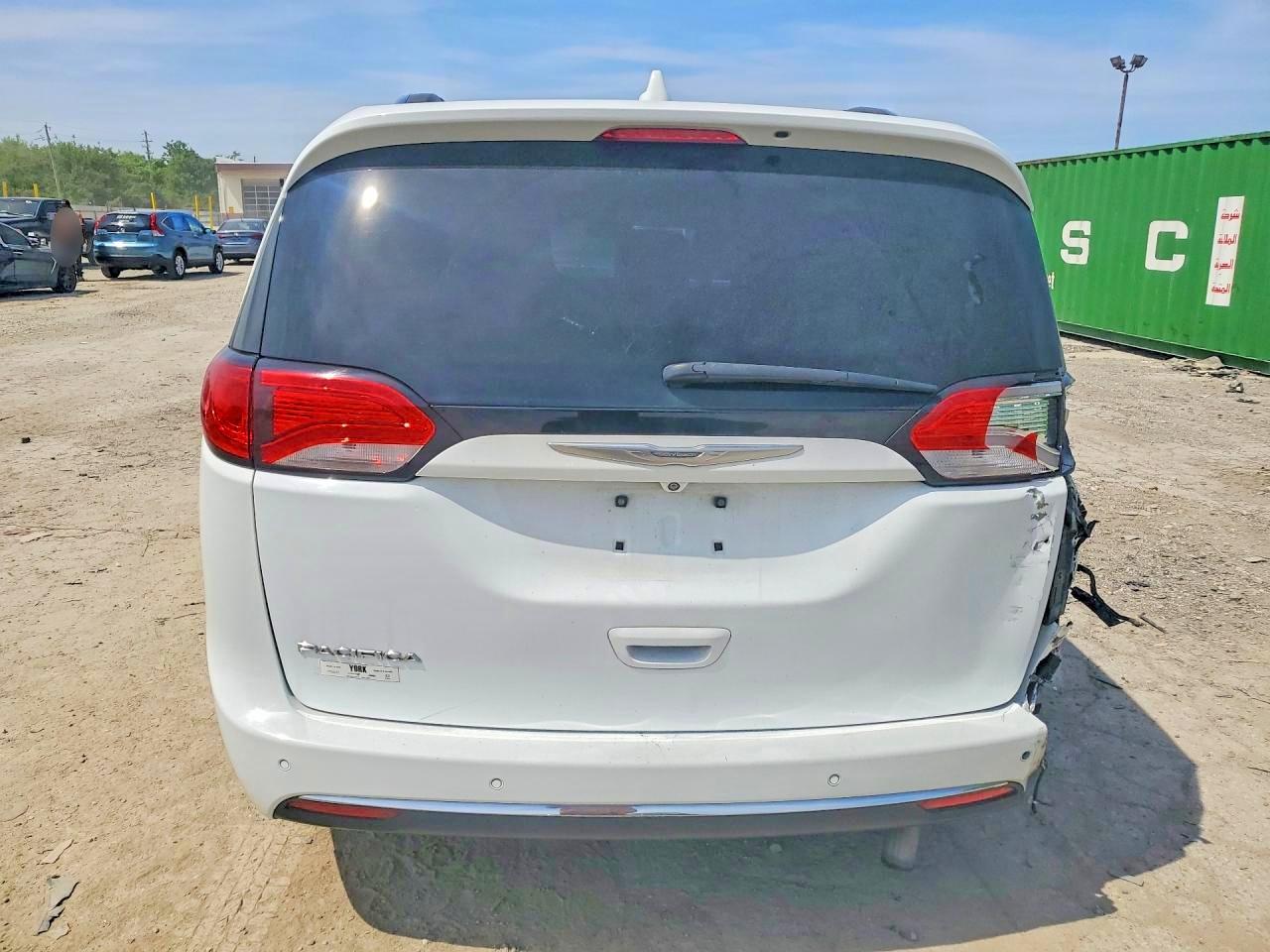 2C4RC1EG3HR578265 · 2017 CHRYSLER PACIFICA · 6/13
