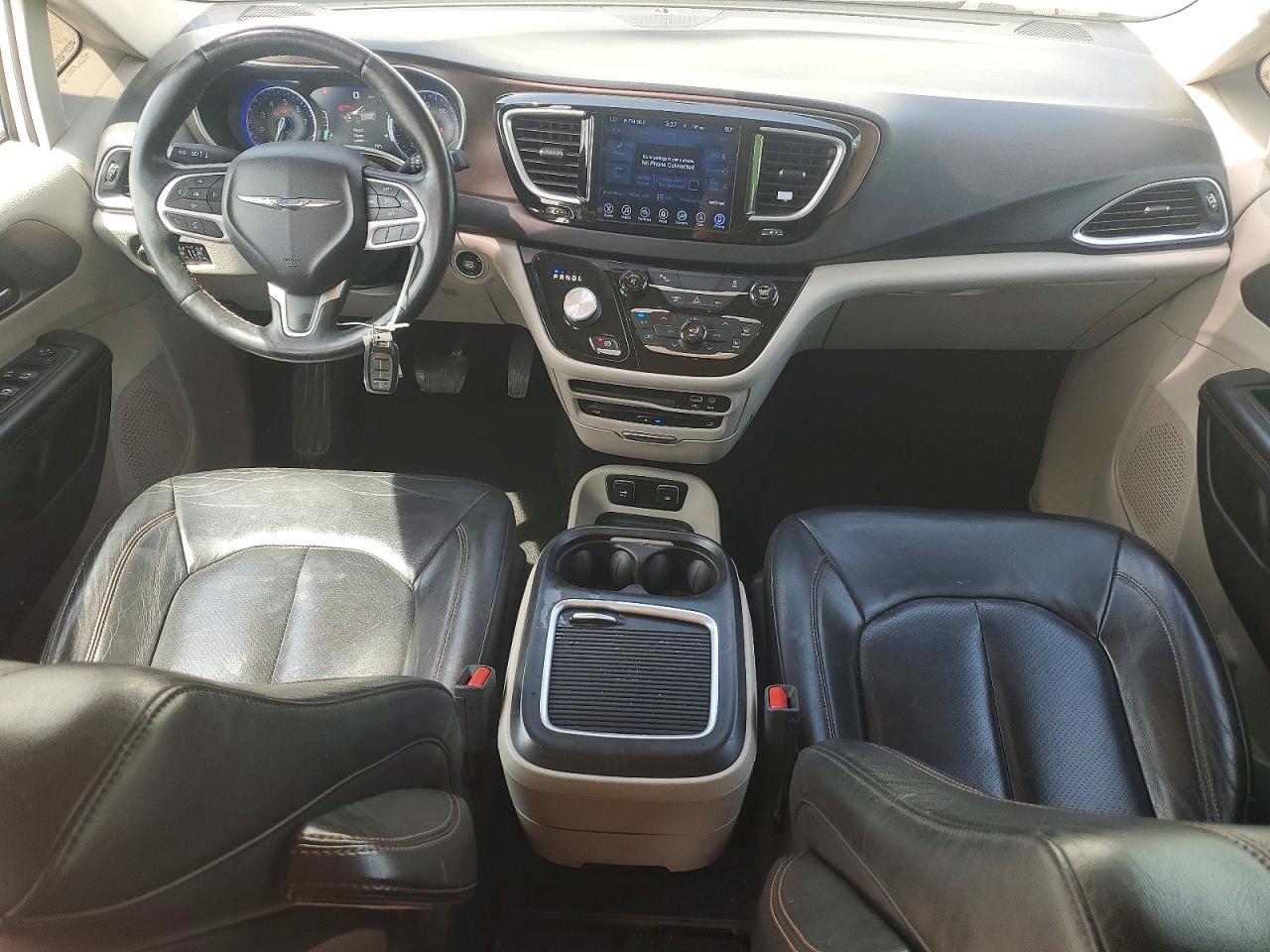 2C4RC1EG3HR578265 · 2017 CHRYSLER PACIFICA · 8/13