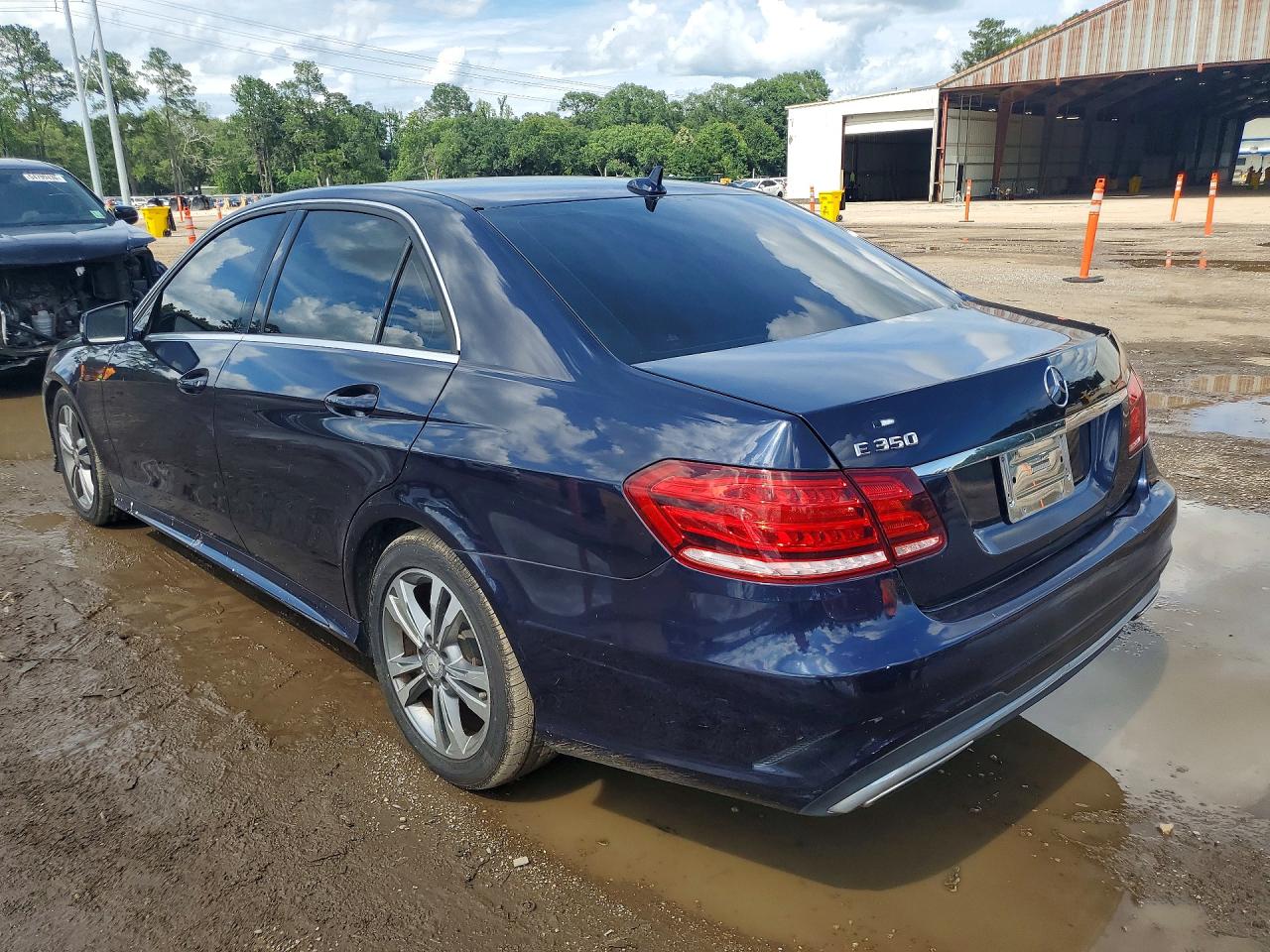 WDDHF5KB7GB186024 · 2016 MERCEDES-BENZ E · 2/12