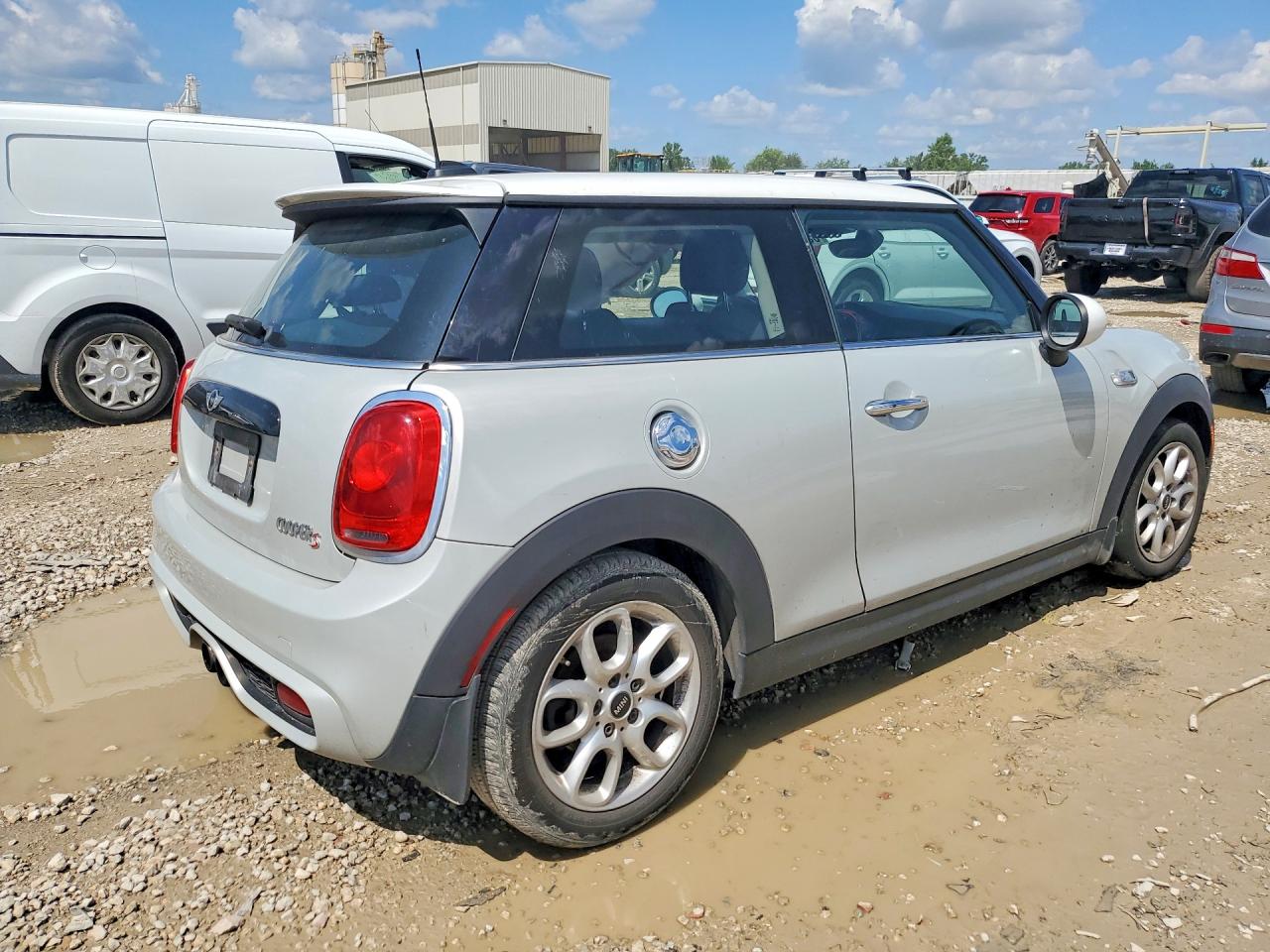 WMWXP7C52F2A40202 · 2015 MINI COOPER · 3/12