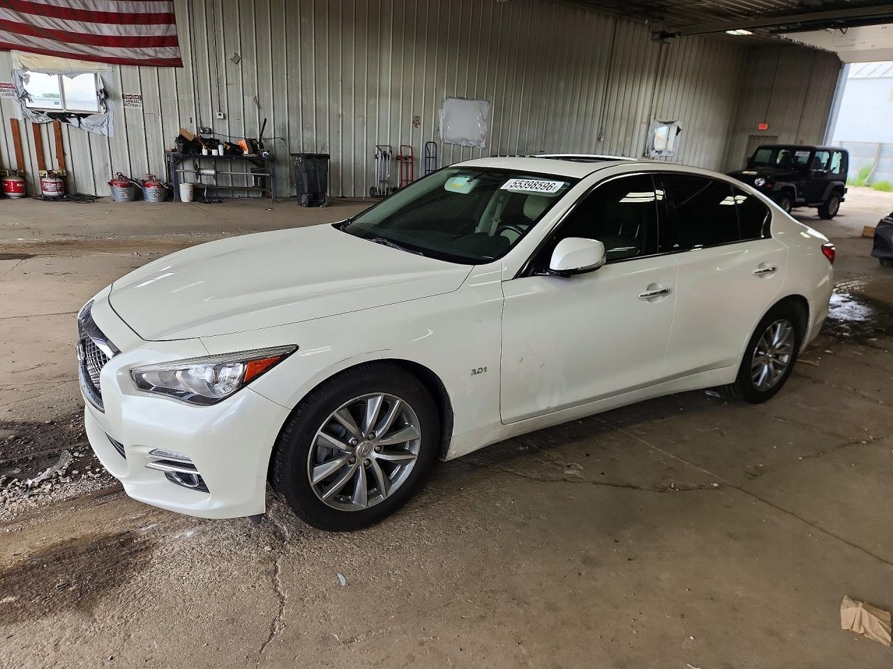 JN1EV7AR0GM341076 · 2016 INFINITI Q50 PREMIU
